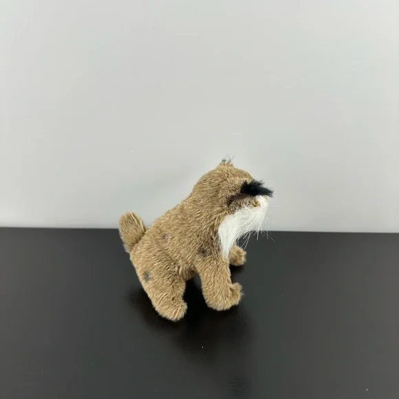 Folkmanis Puppets Mini Bobcat Finger Puppet 4" Tan Brown Lynx Bob Cat Plush - Picture 6 of 9